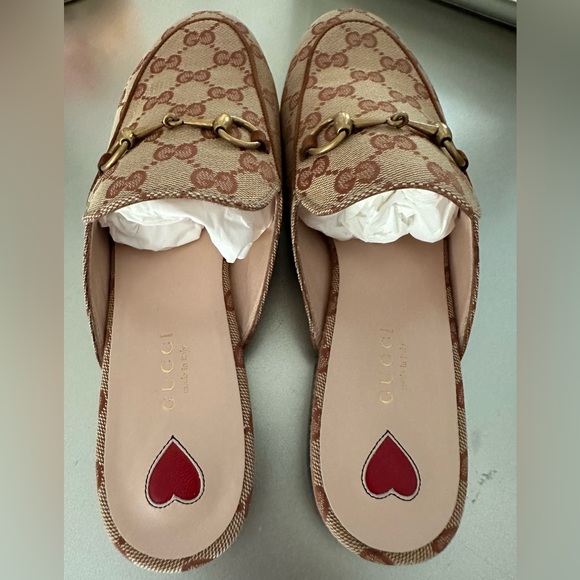 Gucci Women’s Princetown GG Canvas Slipper - Picture 2 of 7